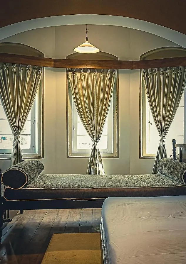 Clifton Hotel Nuwara Eliya 2*,